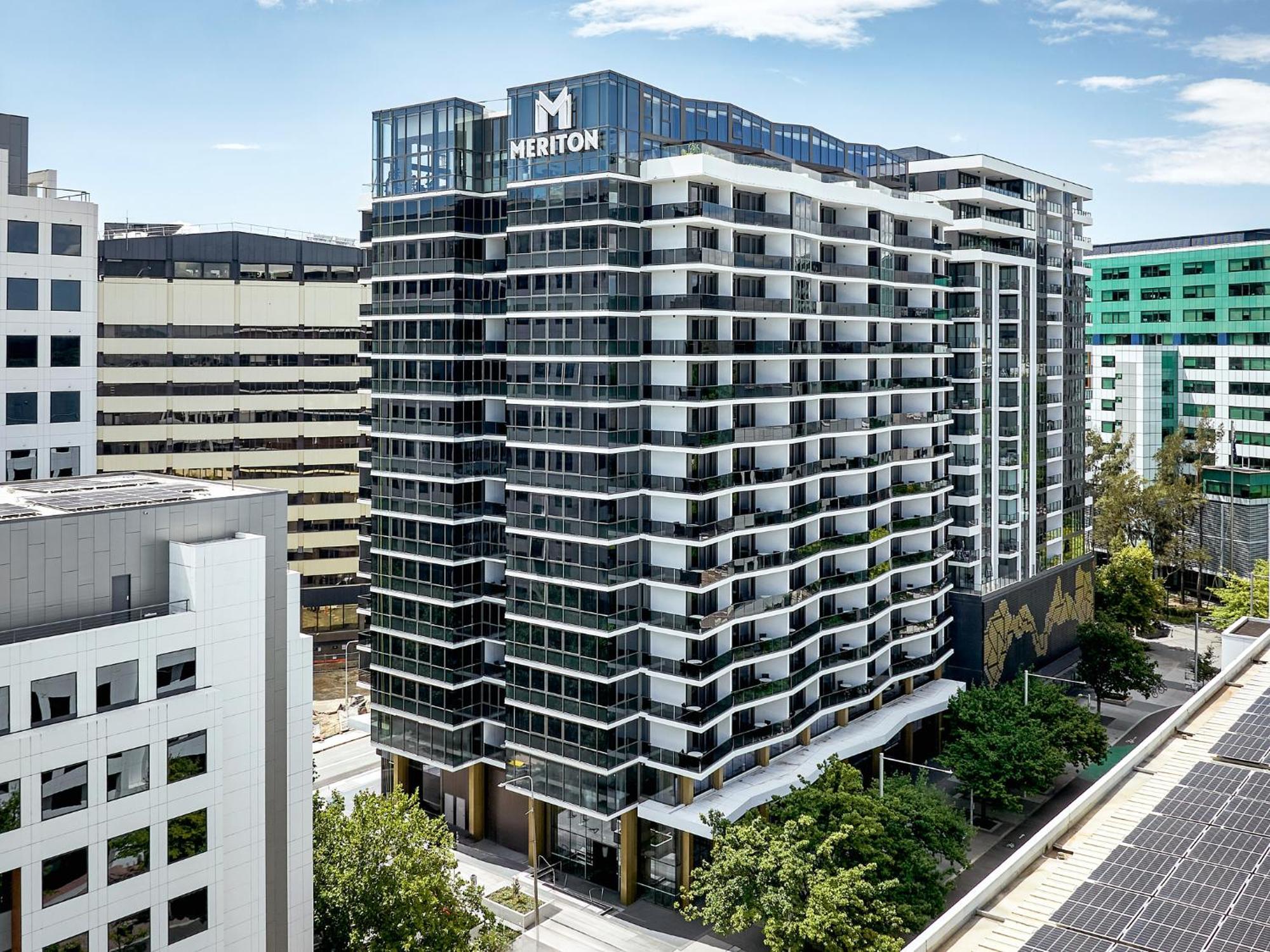 Meriton Suites Canberra Eksteriør bilde Meriton Apartments