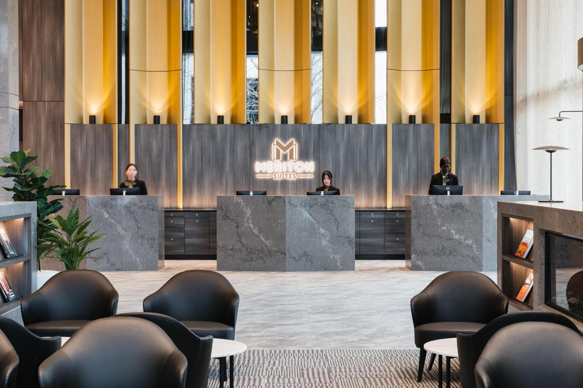 Meriton Suites Canberra Eksteriør bilde