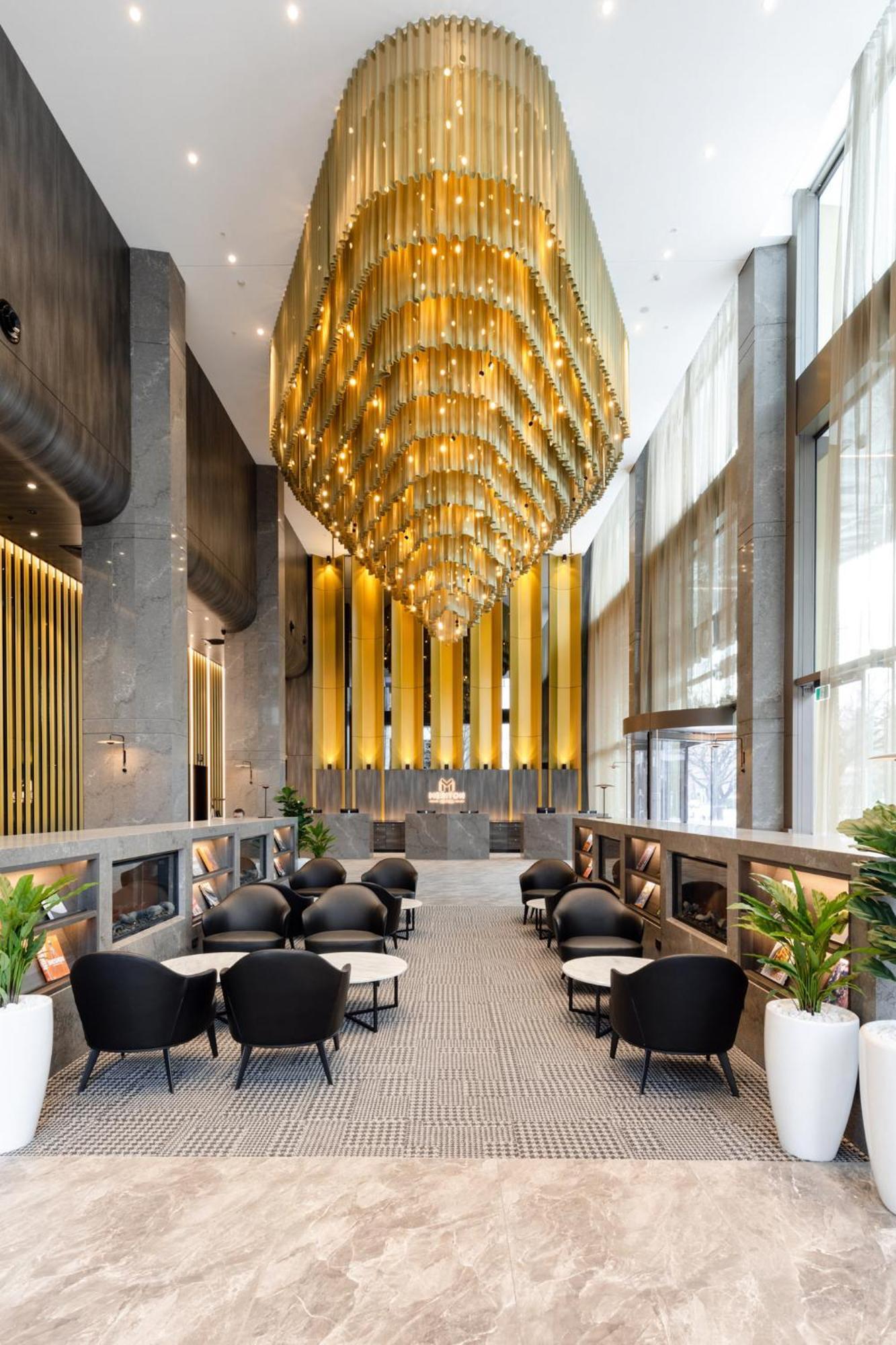 Meriton Suites Canberra Eksteriør bilde The lobby of the hotel